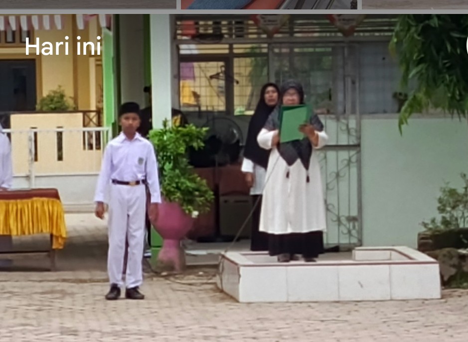 Upacara Senin di MIN 1 IDI, Kepala Madrasah : Tanamkan Kedisiplinan dan Tanggung Jawab