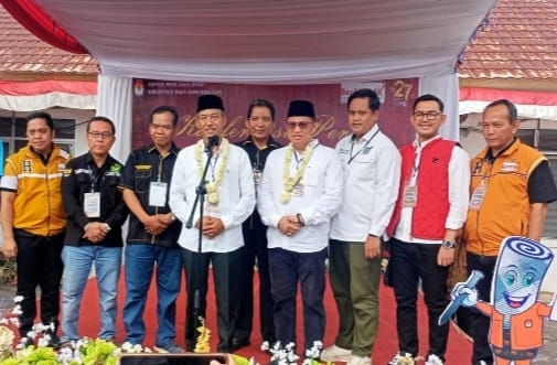 Ratusan Masa Kawal Paslon JADI Daftar Ke KPU kabupaten OKI