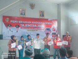 Penyerahan Hadiah Lomba Gerak jalan tradisional Tanggul-Jember (Tajemtra) Tahun 2024.