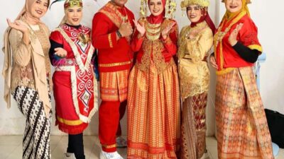 Peringatan HUT RI ke 79 Kecamatan Jenggawah Adakan Fashion Carnaval Umum Bertema Bhennika Tunggal Ika