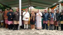 (Paslon) Ela Siti-Azwar Dapat Dukungan Dari Toko Adat