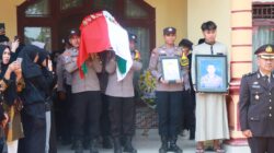 Polres Lampung Timur Gelar Upacara Pemakaman AIPTU Anumerta Hamirullah