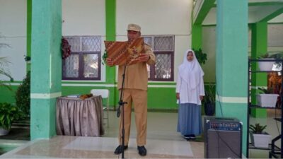 Jadi Pembina Upacara di SMA N 1 Idi Rayeuk, Ini Pesan Pj Bupati Aceh Timur