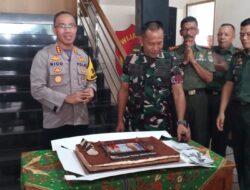 Kapolres Metro Jakarta Timur Berikan Surprise Ke Kodim 0505/JT Pada HUT TNI Ke 79