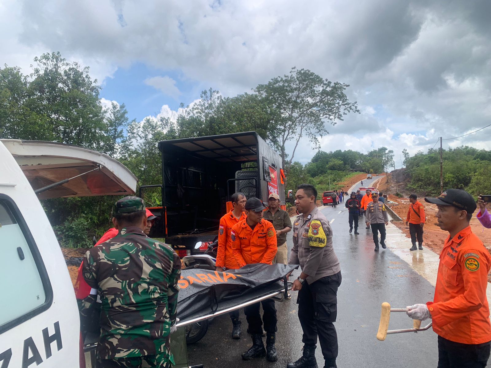 Mayat Laki-Laki Ditemukan di Semak-semak Kampung Sinjang Desa Toapaya Bintan