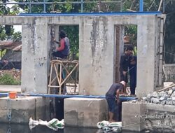 Pelanggaran Keselamatan Kerja pada Proyek Pintu Air di Desa Karangrahayu