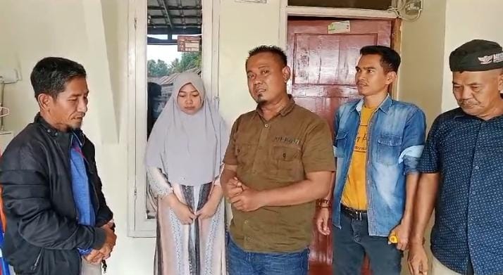 kejam!!! Tiga Siswa di Pandeglang di Berhentikan Sekolah Karna Nunggak SPP Hingga 42 Juta, Forwatu Banten Gerak Cepat Sambangi Keluarga Siswa.