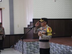 Kapolres Aceh Timur Pimpin Upacara Kenaikan Pangkat Pengabdian