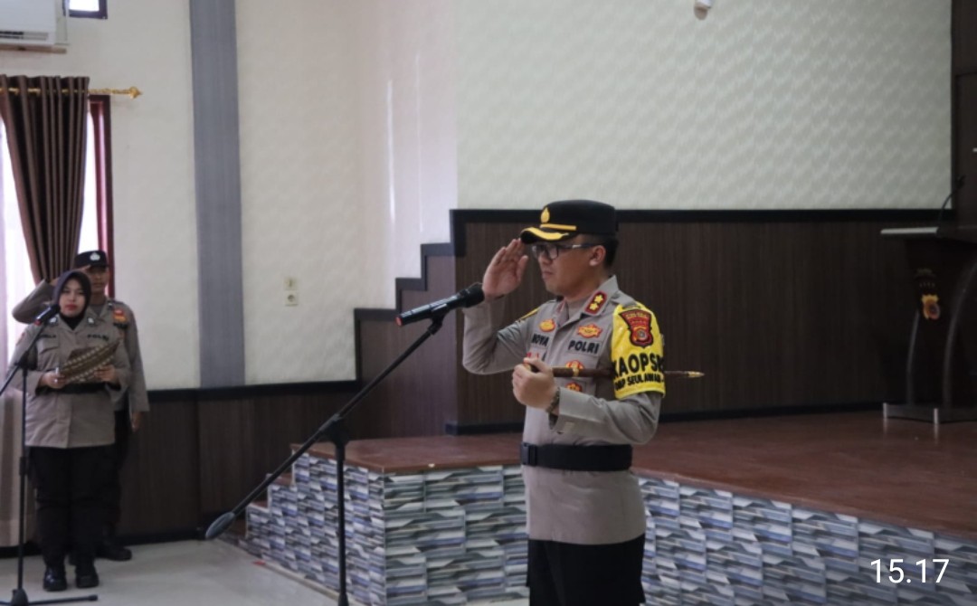 Kapolres Aceh Timur Pimpin Upacara Kenaikan Pangkat Pengabdian