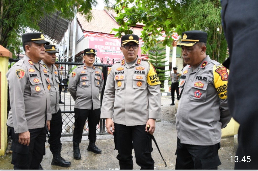 Kapolres Aceh Timur Pantau Rekapitulasi Pemungutan Suara Pilkada Tingkat Kecamatan