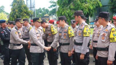 Kapolres Lampung Timur Pimpin Apel Kepulangan Personel BKO dari Polda Lampung