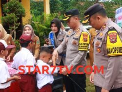 Sukseskan Program Asta Cita Presiden , Polres Lampung Timur Berikan Makan Bergizi Gratis di SD Negeri Nyampir