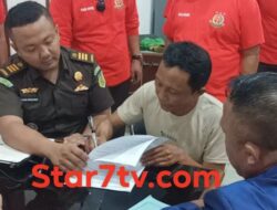 Kejaksaan Negeri Lampung Timur (Kejari Lamtim) menetapkan Tumari (57) Sebagai Tersangka Korupsi