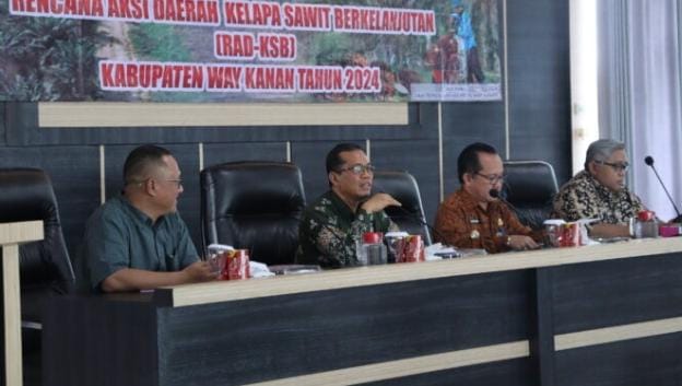 Asisten II Hendri Syahri Pimpin Rapat Konsultasi Publik Penyusunan RAD-KSB Kabupaten Way Kanan