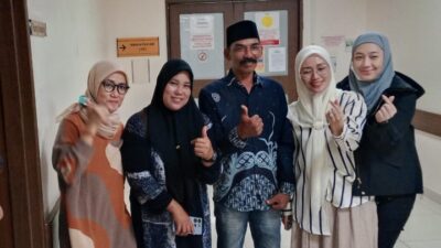 Tajul Arifin Kades Banjarsari Tengok H.Jb di RSUD Siloam Tanggerang