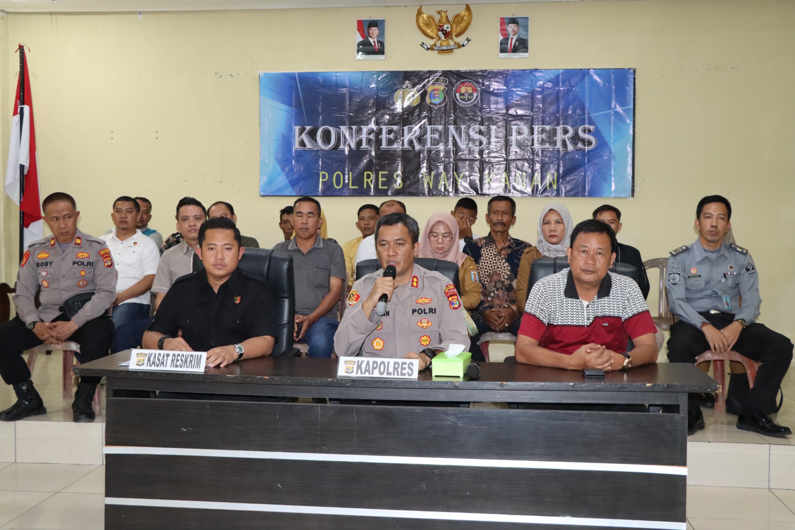 Sepakat Berdamai, Polres Way Kanan Bersama Bapas Kelas II B dan UPT PPA Pemkab Way Kanan Serta Massa Aksi Unras Hentikan Perkara Pencurian Dua ABH di Polsek Way Tuba