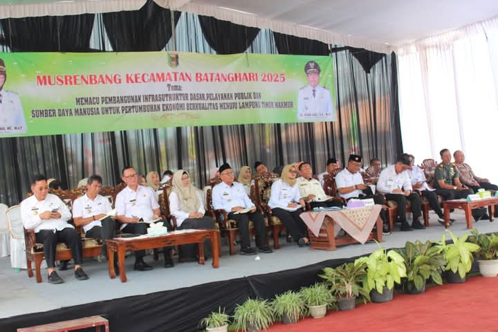 Bupati Ela, Berharap Para Kepala Desa dan Stakeholder Berperan Aktif Dalam Pembangunan di wilayahnya Masing-masing