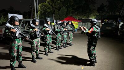 Wujudkan Kamtibmas Aman, Danramil 03/Pasar Rebo, Ciracas Pimpin Patroli