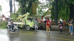 FORKOPIMCAM Bajeng Gelar Pembersihan di Depan Masjid Raya Limbung